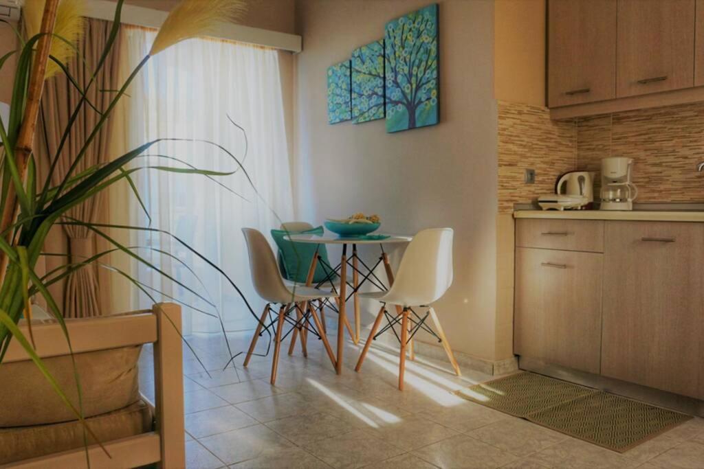 Remvi Deluxe Apartment 104 With Sea View Karpathos Exteriör bild