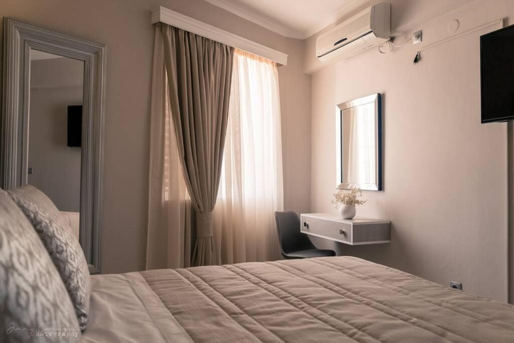 Remvi Deluxe Apartment 104 With Sea View Karpathos Exteriör bild
